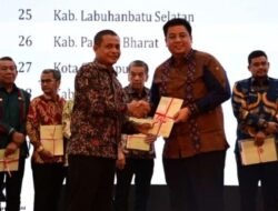 Ikuti Rakor Penyelamatan Keuangan Negara, Bupati Samosir Terima Sertifikat BMD