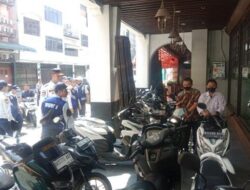 Dishub Medan Tertibkan Kendaraan Parkir Sembarangan