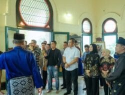 Pj Bupati Batu Bara Kunjungi Istana Siak Sri Indrapura