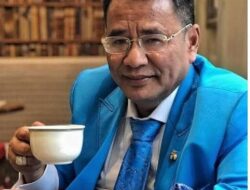 Hotman Paris Bantu Keluarga Santri yang Tewas di Ponpes