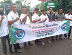 DPD IWO Indonesia Indramayu Bersama P3GAWE Berbagi Takjil