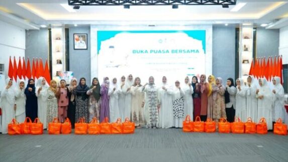 Buka Puasa Bersama, Ketua TP PKK Batu Bara Ajak Tingkatkan Amal Ibadah