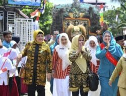 Tim Evaluasi Provsu Evaluasi ke Desa Percontohan UP2K PKK Bangun Sari