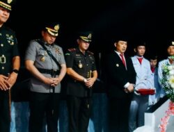 Sambut HUT ke-79 RI, Pj Bupati Batu Bara Pimpin Pawai Obor