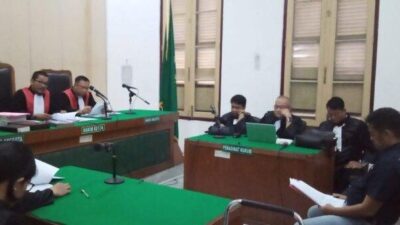 Hakim PN Medan Marah Diliput Saat Sidang Korupsi Bank Sumut