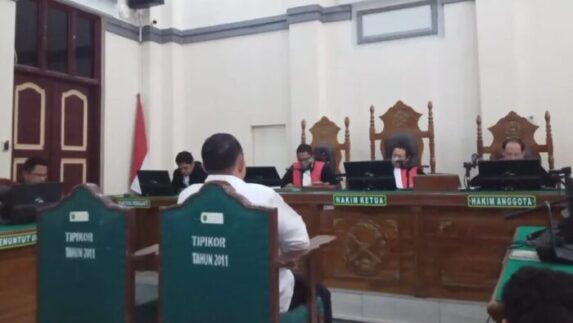 Sidang Kasus Korupsi, Bupati Labuhanbatu Nonaktif Divonis 6 Tahun Penjara