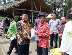 Walikota Tanjungbalai Berikan Bantuan kepada Kelompok Tani