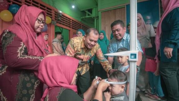 Pj Walikota Padangsidimpuan Monitoring Pelaksanaan Posyandu