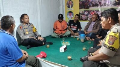 Pastikan Aman, Kapolres Padangsidimpuan Sambangi Poskamling
