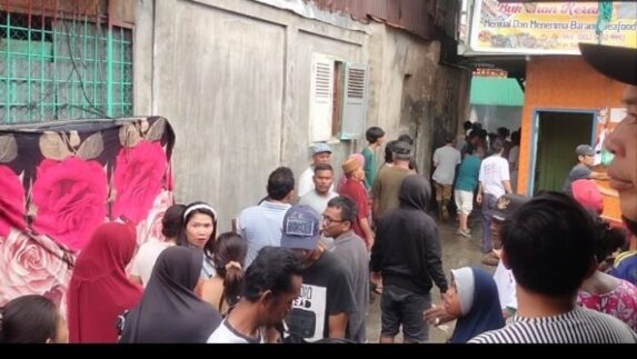 Diduga Akibat Arus Pendek, 3 Unit Rumah Dilalap Si Jago Merah