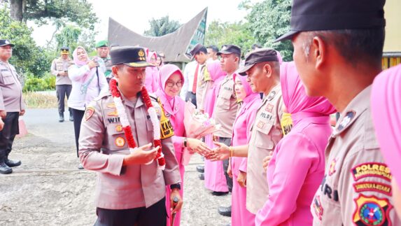 Kapolres Padangsidimpuan Kunker ke Polsek Hutaimbaru