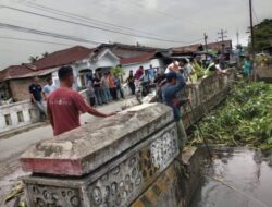 Pemko Tanjungbalai Gotong-royong Bersihkan Aliran Sungai