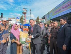 Pj Walikota Padangsidimpuan Tinjau GPM Hari Pangan Sedunia