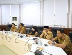 Pjs Walikota Tanjungbalai Buka Rapat Pembinaan Penyelenggaraan Kecamatan dan Kelurahan