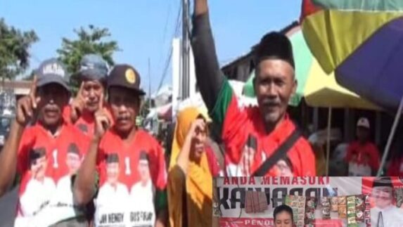 Relawan Hendy-Firjaun Kunjungi Pasar Tanggul dan Manggisan Jember