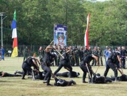 Atraksi Brimob Polda Sumut Lawan Kejahatan Bikin Pukau Penonton