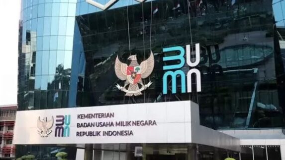 Jajaran Direksi dan Komisaris 22 BUMN Dirombak