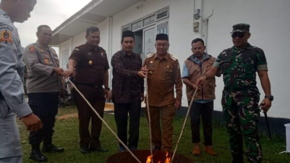 KIP Aceh Singkil Musnahkan Surat Suara Rusak