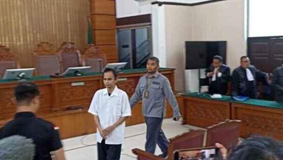 Pembunuh Empat Anak Kandung Divonis Mati