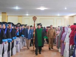 Pj Walikota Padangsidimpuan Hadiri Wisuda Sarjana UM-Tapsel