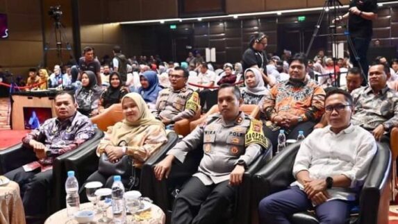 Timur Tumanggor Hadiri Debat Kedua Calon Walikota-Wakil Walikota Padangsidimpuan
