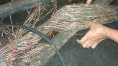 Dua Pria di Medan Kepergok Curi Kabel Telkom