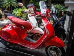 KPK Sita 3 Unit Vespa Senilai Rp1,5 Miliar dari Rumah Eks Dirut BUMN