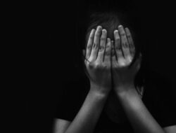 Oknum Guru Diduga Lecehkan Siswinya, Paksa Cium dan Pegang Alat Vital