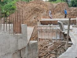 Diduga Sarat KKN, Pembangunan Jembatan Biru-biru Disoal