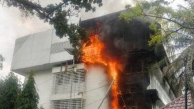 Kantor Disdik Sumut Terbakar, Diduga Akibat Arus Pendek