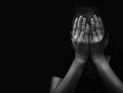 Modus untuk Kompetisi, Oknum Honorer Minta Siswi SMA Kirim Foto S3ksi