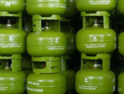 “Panggung Opera” Sulitnya LPG 3 Kg