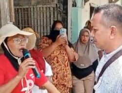 Warga Desa Perlis Laporkan Dugaan Korupsi Bansos