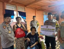 Kapolsek Batangtoru Bersama Plt Kasat Binmas Salurkan Sedekah Keliling