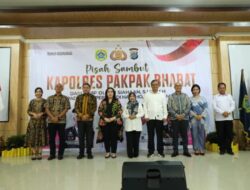 Pisah Sambut Kapolres Pakpak Bharat Diwarnai Tukar Cinderamata