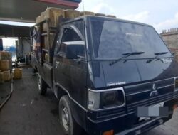 Tim Gabungan Gerebek Gudang Diduga Milik Mafia Solar