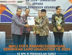 Walikota Padangsidimpuan Serahkan LKPD Unaudited TA 2024