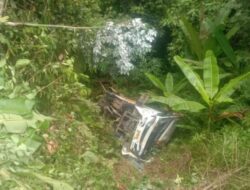 Tak Kuat Nanjak, Bus Masuk Jurang