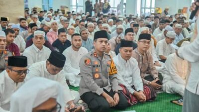 Walikota Padangsidimpuan & Wawako Sholat Idul Fitri 1446 H di Masjid Agung Al-Abror