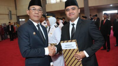 Bupati Tapsel Lantik 34 Administrator dan 22 Pengawas
