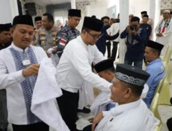 Walikota Tepungtawari 117 Jamaah Calon Haji Asal Tanjungbalai