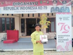 HUT ke-48, Camat Kempas Dapat Kado Bibit Durian Musangking dari Kapolda Riau