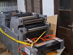 Majelis Hakim Tercengang Lihat Mesin Cetak Uang Palsu Seberat Puluhan Ton