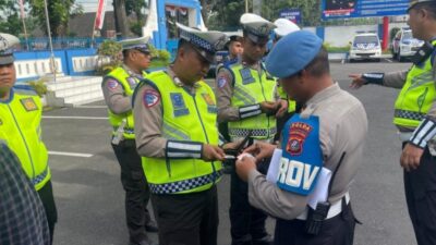 Pemeriksaan Personil Ditlantas Polda Sumut Warnai Ops Patuh Toba 2025