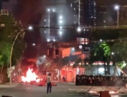 Buntut Tewasnya Driver Ojol Dilindas Rantis, Surabaya Porak-poranda