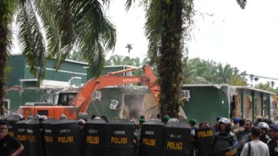 Polda Sumut, Kodam I/BB dan Pemprovsu Robohkan THM Marcopolo