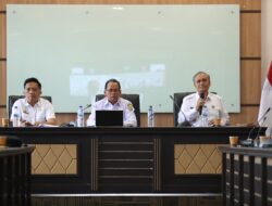 Wakil Bupati Pakpak Bharat Ikuti Virtual Zoom Meeting