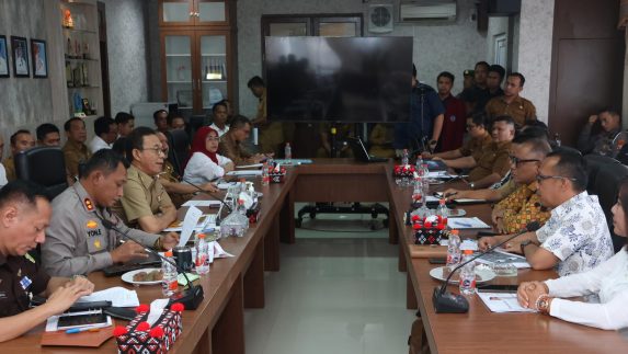 Bupati Tapsel Buka Suara Soal Sengketa TPL
