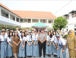 Kapolda Sumut Motivasi Para Pelajar SMAN 1 Medan