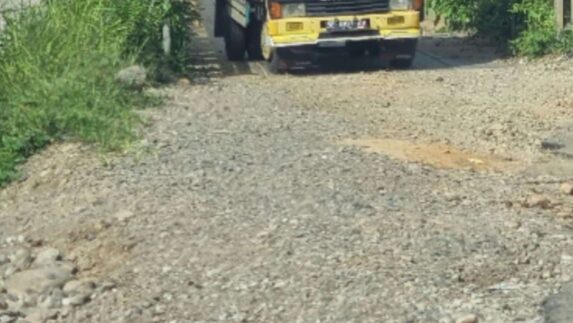 Kondisi Jalan KKA Semakin Memprihatinkan